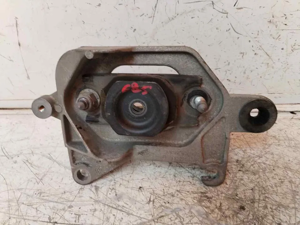 SOPORTE MOTOR 116372