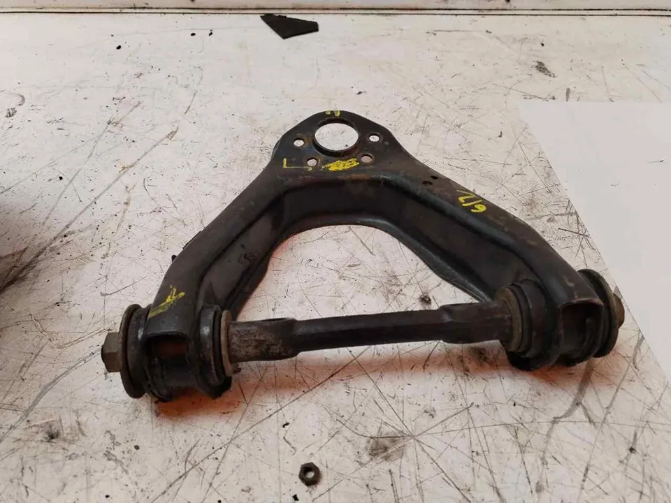 BRAZO SUSPENSION DELANTERO IZQUIERDO 117141