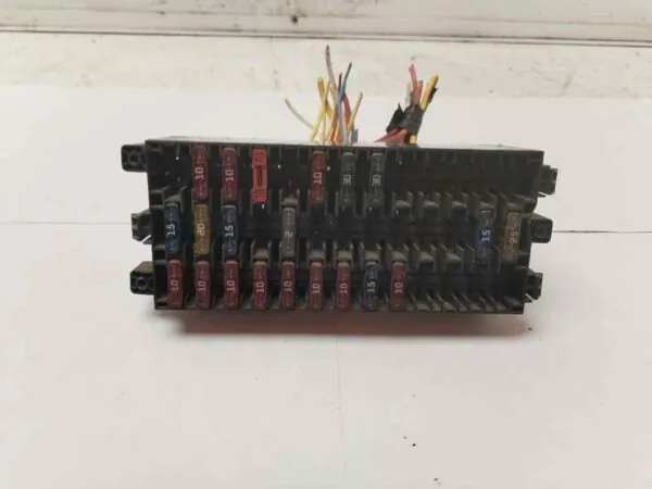 CAJA RELES / FUSIBLES 117662