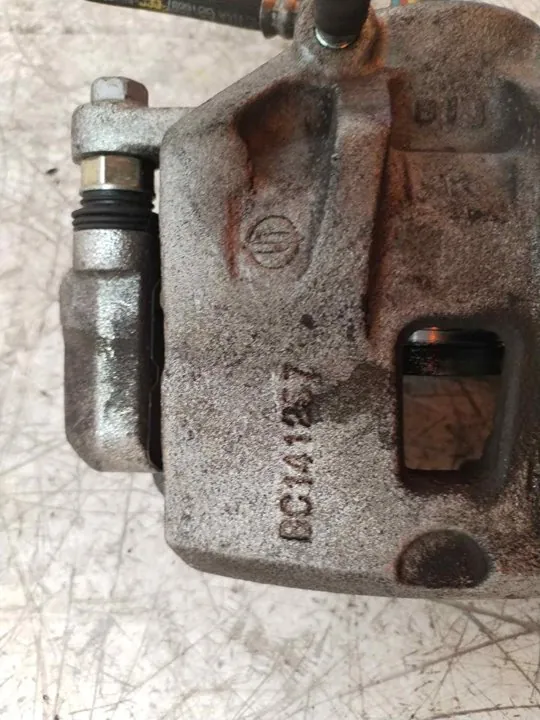 PINZA DE FRENO DELANTERA DERECHA 117611
