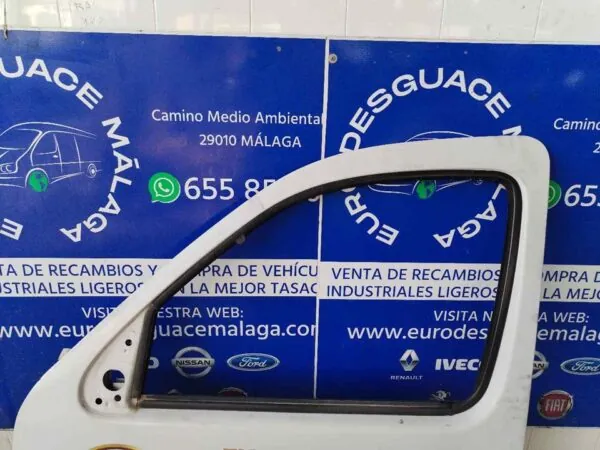 PUERTA DELANTERA IZQUIERDA 117637