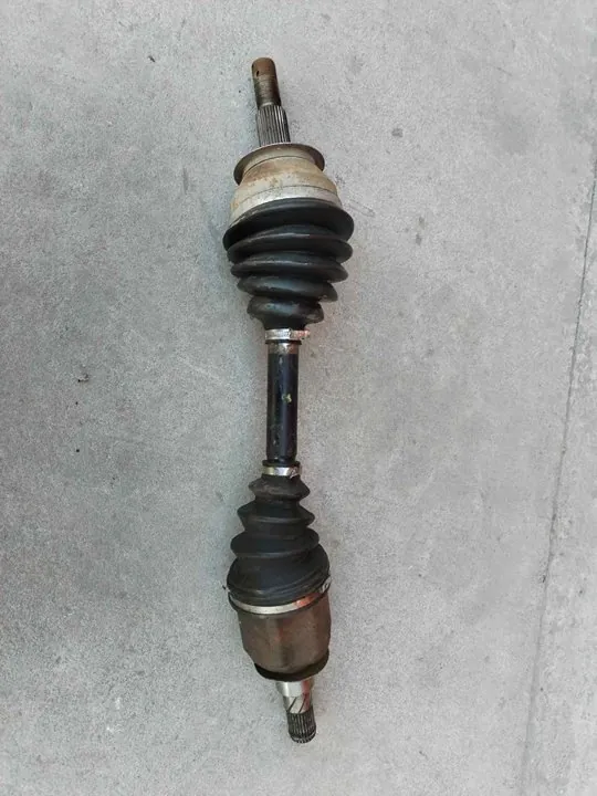 TRANSMISION DELANTERA IZQUIERDA 116744