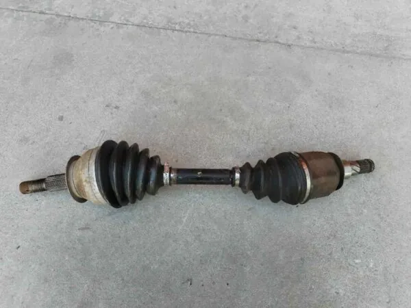 TRANSMISION DELANTERA IZQUIERDA 116744