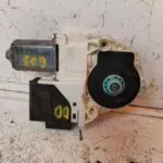 MOTOR ELEVALUNAS DELANTERO DERECHO 116227