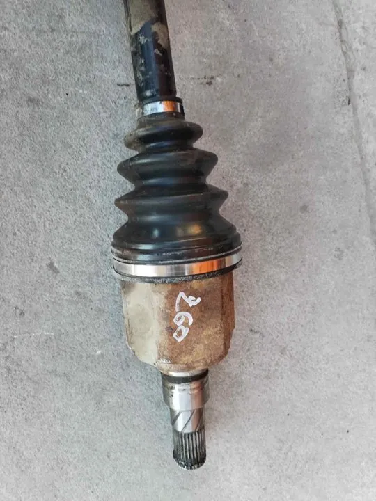 TRANSMISION DELANTERA DERECHA 116745