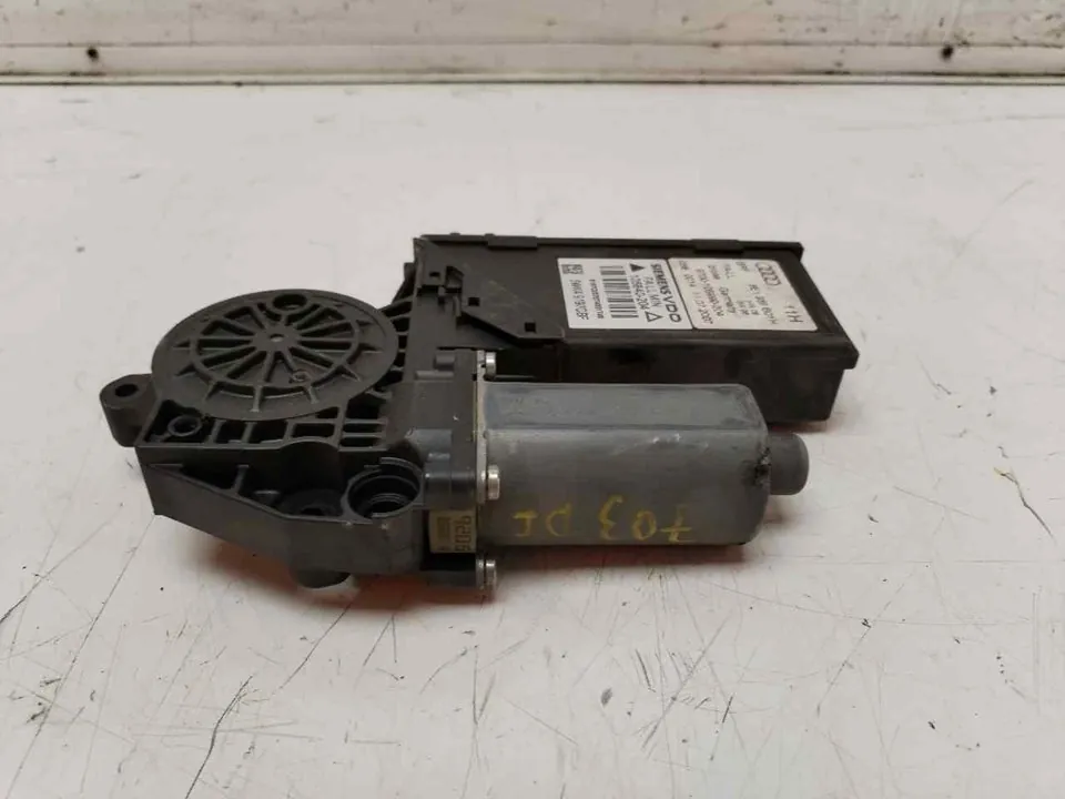 MOTOR ELEVALUNAS DELANTERO IZQUIERDO 117005