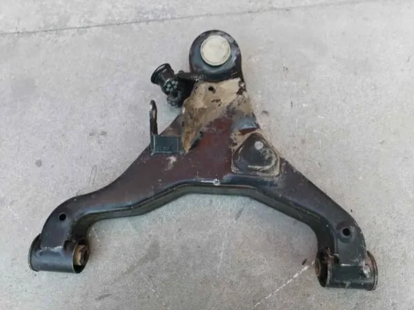 BRAZO SUSPENSION DELANTERO DERECHO 116749