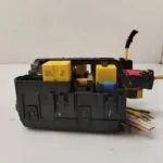 CAJA RELES / FUSIBLES 118209