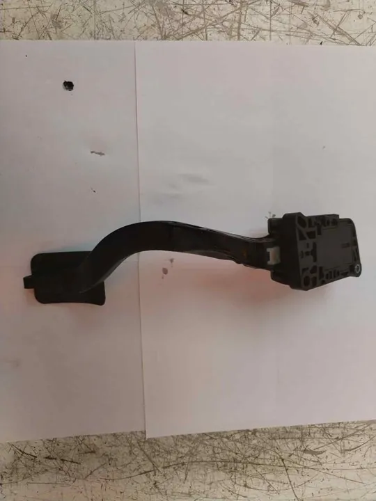 PEDAL ACELERADOR 117794