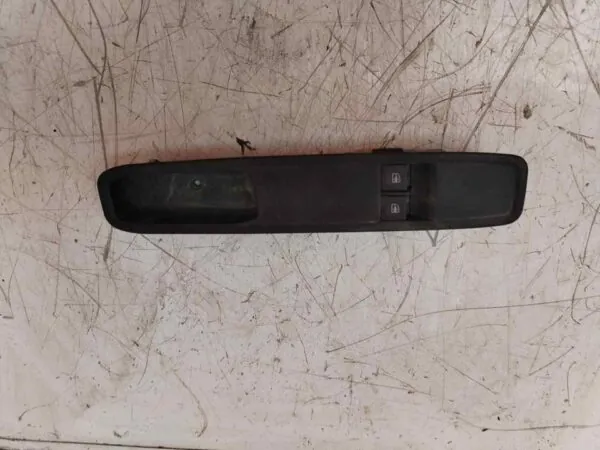 MANDO ELEVALUNAS DELANTERO IZQUIERDO 117705