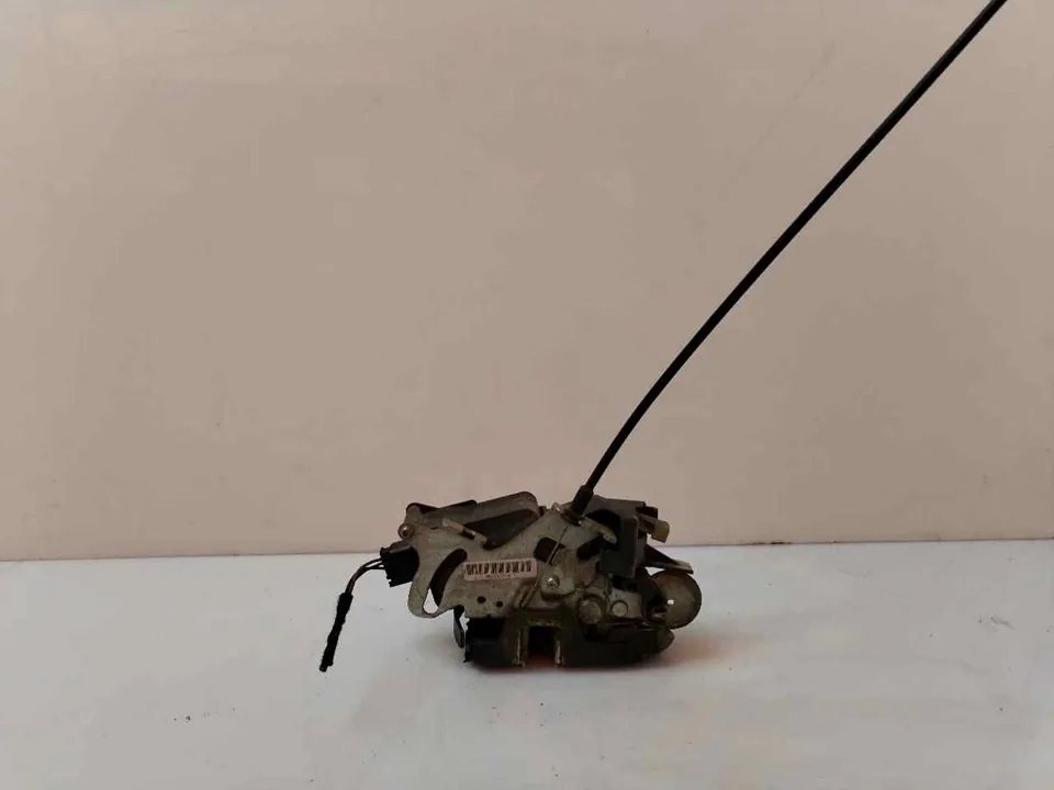 CERRADURA PUERTA DELANTERA DERECHA 118105