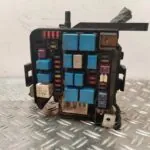CAJA RELES / FUSIBLES 118306