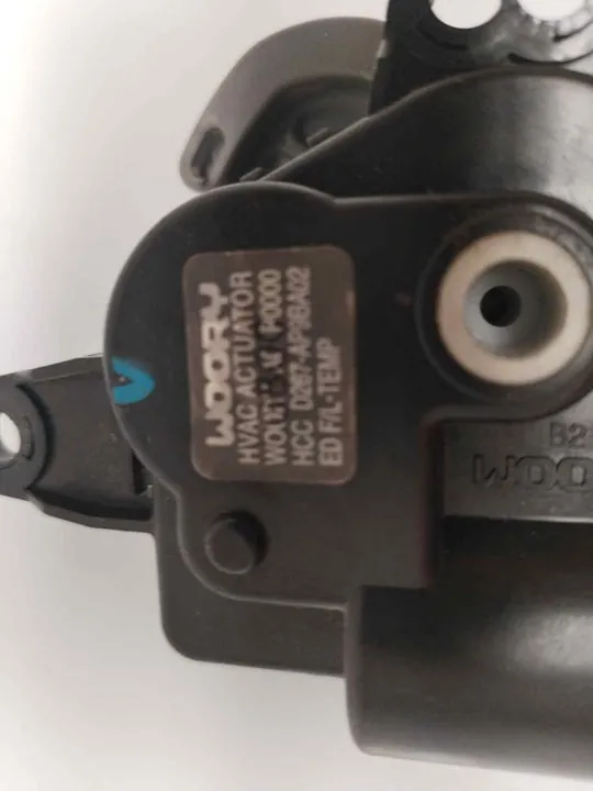 MOTOR APERTURA TRAMPILLA 117897