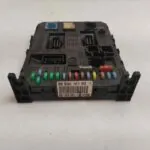 CAJA RELES / FUSIBLES 119817
