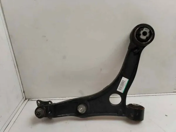 BRAZO SUSPENSION DELANTERO IZQUIERDO 118657