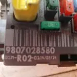 CAJA RELES / FUSIBLES 119702