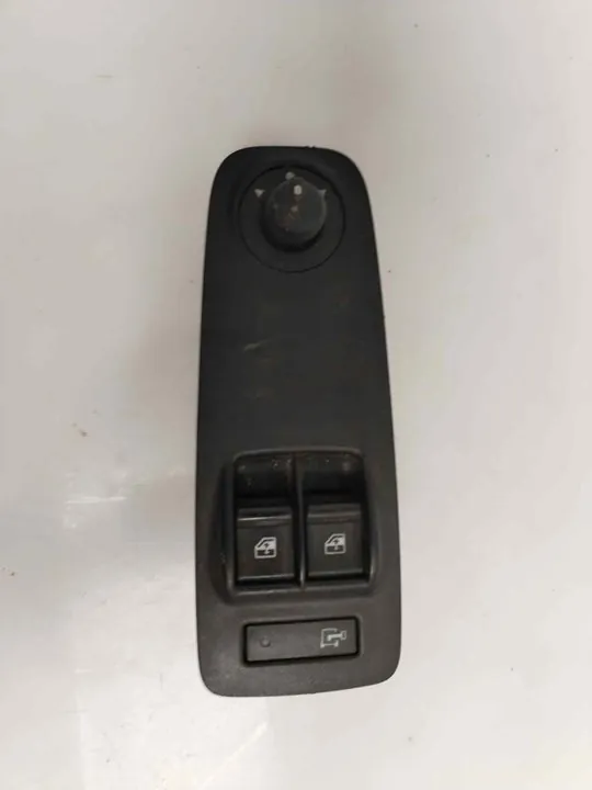 MANDO ELEVALUNAS DELANTERO IZQUIERDO 119505