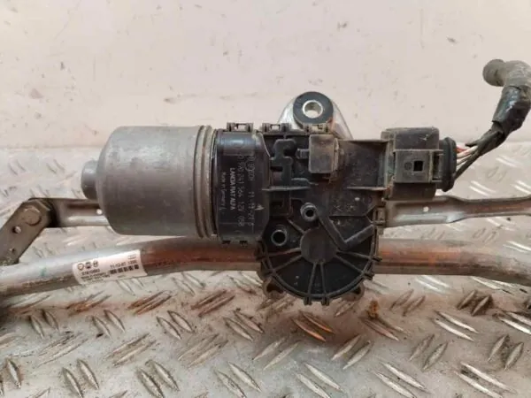 MOTOR LIMPIA DELANTERO 119258