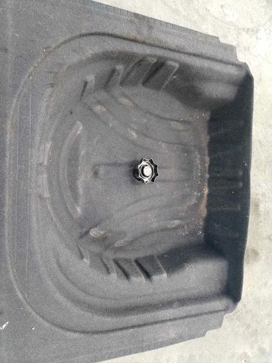 SOPORTE RUEDA REPUESTO 120255