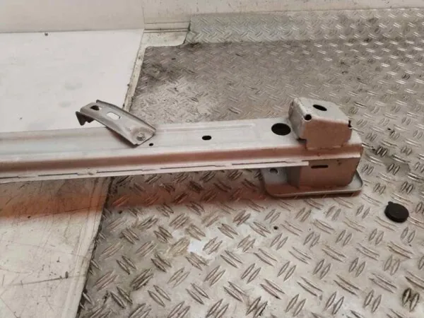REFUERZO PARAGOLPES TRASERO 119908