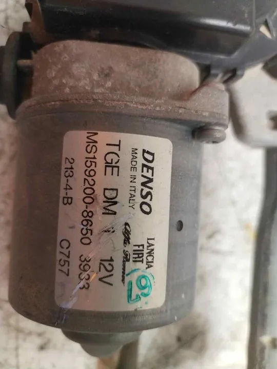 MOTOR LIMPIA DELANTERO 121808