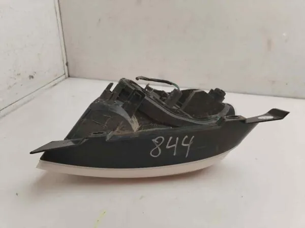 PILOTO TRASERO DERECHO 121800