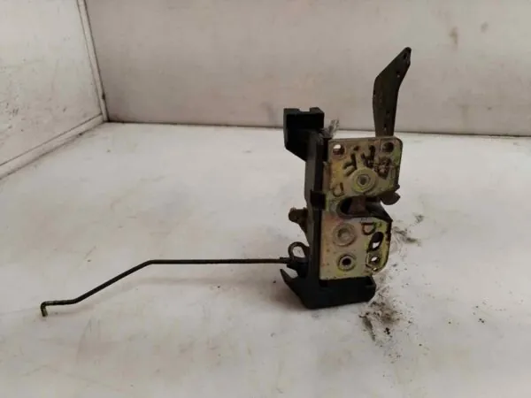 CERRADURA PUERTA DELANTERA DERECHA 121585