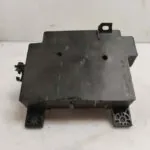 CAJA RELES / FUSIBLES 121931