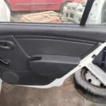 PUERTA TRASERA DERECHA 122338