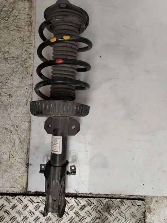 AMORTIGUADOR DELANTERO DERECHO 115820