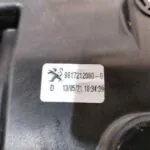 ELEVALUNAS DELANTERO DERECHO 121276