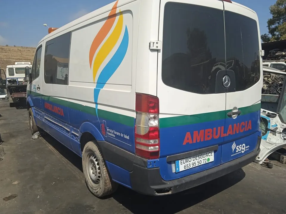 MERCEDES-BENZ SPRINTER II JAMES COOK (906) del 2011