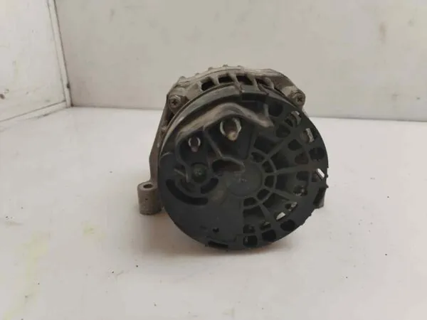ALTERNADOR 121811
