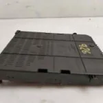 CAJA RELES / FUSIBLES 122034