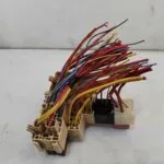 CAJA RELES / FUSIBLES 121489