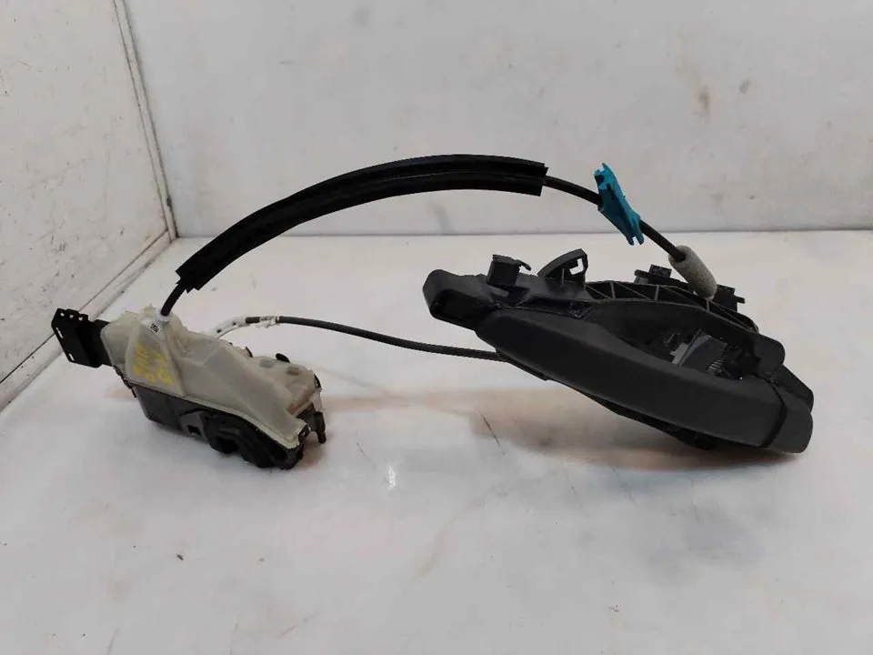 CERRADURA PUERTA DELANTERA DERECHA 121286