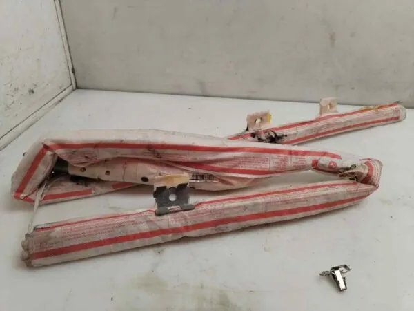 AIRBAG CORTINA DELANTERO DERECHO 121847