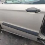 PUERTA DELANTERA IZQUIERDA 122332