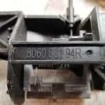 CERRADURA PUERTA DELANTERA DERECHA 122885