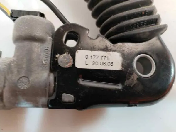 PRETENSOR AIRBAG IZQUIERDO 121135