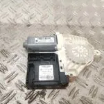 MOTOR ELEVALUNAS DELANTERO IZQUIERDO 122535
