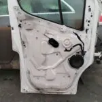 PUERTA DELANTERA IZQUIERDA 122972