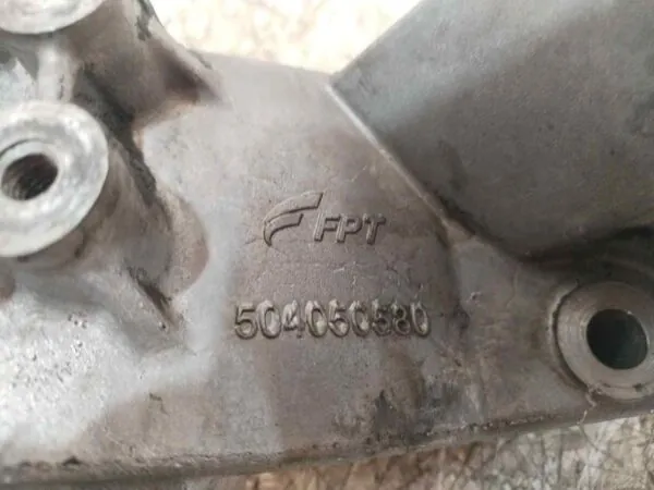 SOPORTE MOTOR 122395