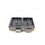 CAJA RELES / FUSIBLES 123052