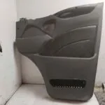 GUARNECIDO PUERTA DELANTERA DERECHA 122518