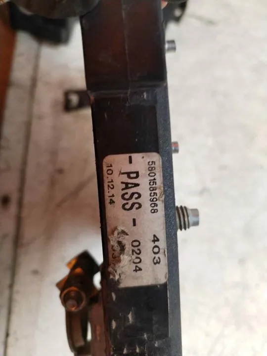 CAJA RELES / FUSIBLES 122864