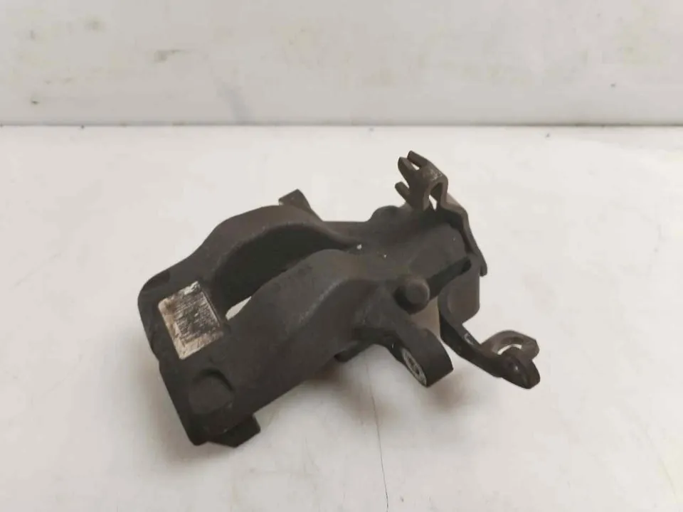 PINZA DE FRENO TRASERA DERECHA 123165