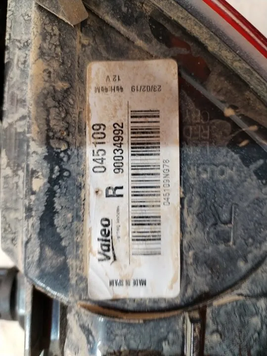 PILOTO TRASERO DERECHO 123225