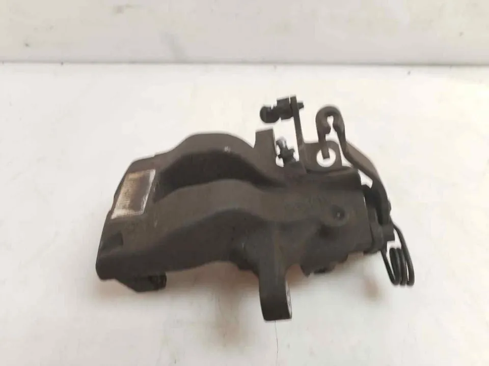 PINZA DE FRENO TRASERA IZQUIERDA 123166