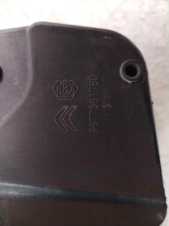 TAPA EXTERIOR COMBUSTIBLE 124095
